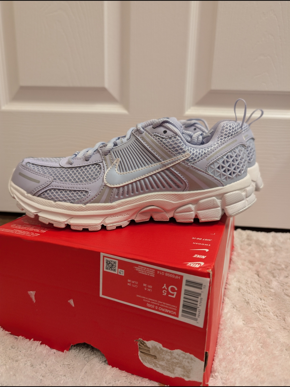 Nike Vomero 5 Lavender - Brand New With Box No Lid! Size 5.5Y Or 6.5 Women